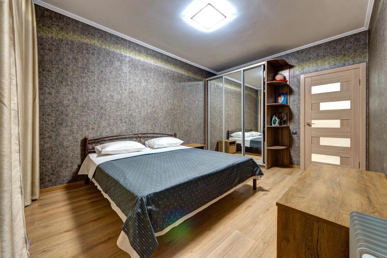 Apartments Near Ukraina Shopping Mall Kiev Luaran gambar